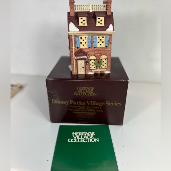 Department 56 Other - Disney Parks Village Olde World Antiques II Dept 56 1994 Liberty Square New Open